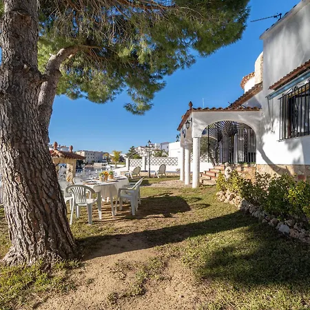 Nyaraló Casa Con Piscina, Gran Amarre Y 4 En Castello D'empuries - Hisp-288-53