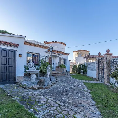 Nyaraló Casa Con Piscina, Gran Amarre Y 4 En Castello D'empuries - Hisp-288-53 *