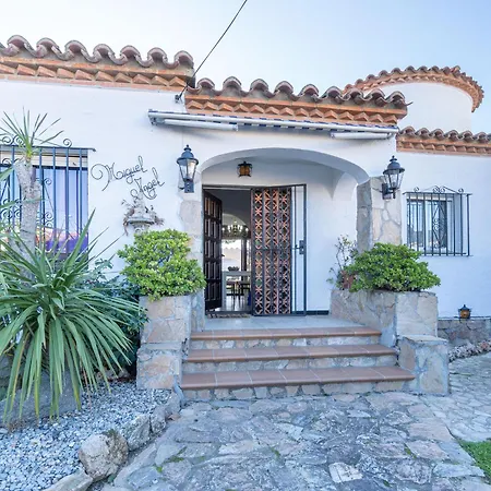 Casa Con Piscina, Gran Amarre Y 4 En Castello D'empuries - Hisp-288-53 Nyaraló *